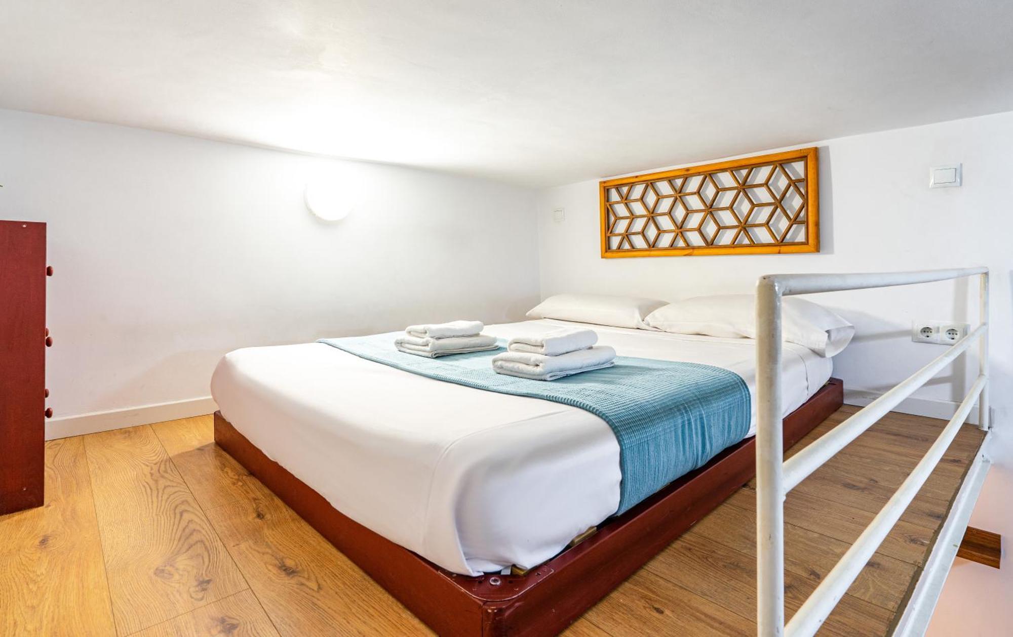 All You Need In The Historic Center Madrid Exterior photo
